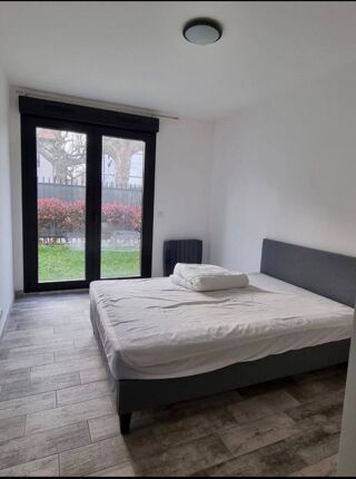  Appartement à louer 2 pièces 45 m²