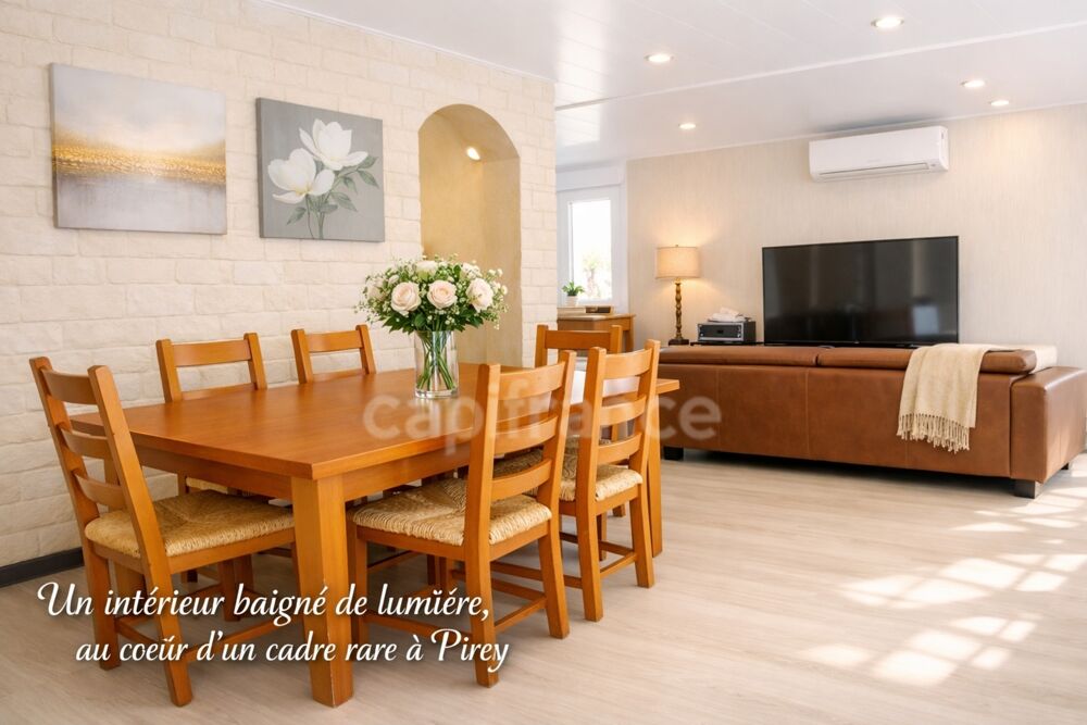 ? Pirey  Maison 222 m² + 3 studios loués  350 000 € + Offre 8 000 €