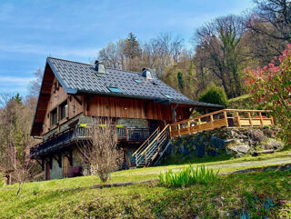  Chalet à vendre 7 pièces 217 m²