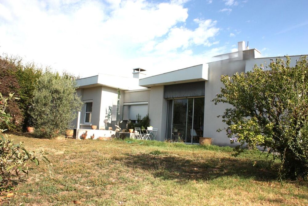 Vente Maison Maison Brindas T6 de195 m2 terrain individuel 1640 m² Brindas