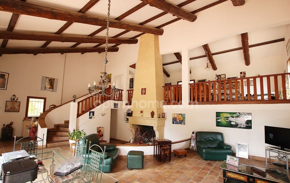 � vendre  Maison Loupian (34140)