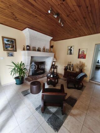  Maison � vendre 10 pi�ces 221 m�