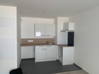  Appartement à louer 3 pièces 57 m²