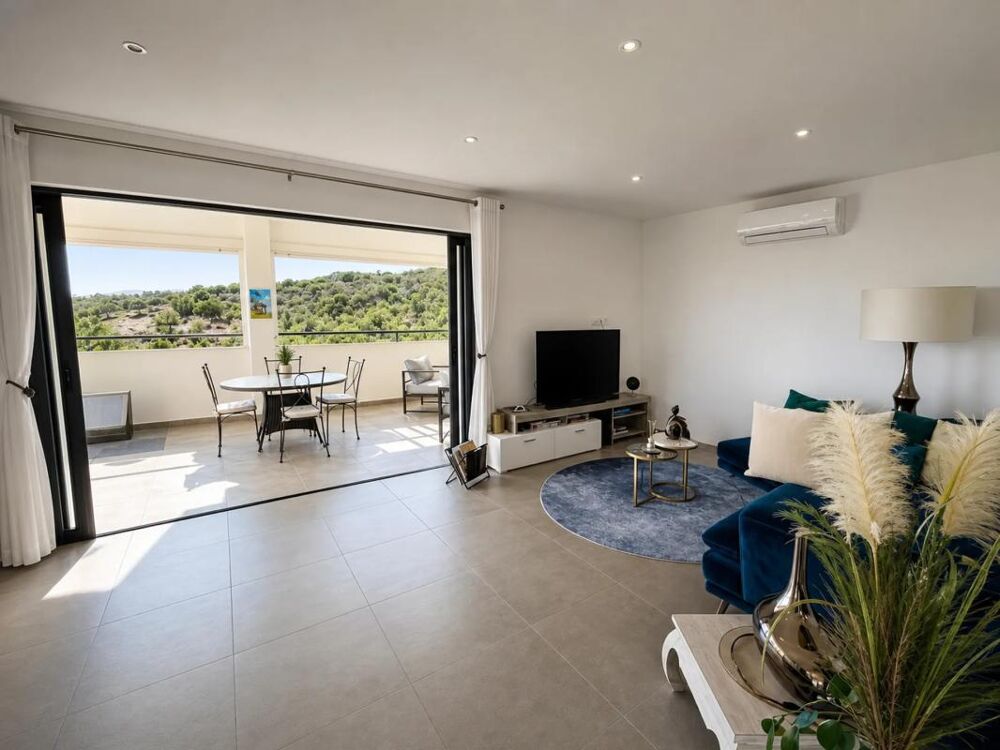 Proche PORTICCIO, commune ALBITRECCIA, grand T4 duplex vue mer