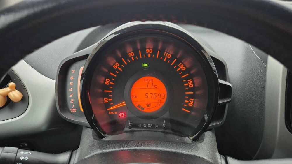 Aygo 1.0 VVT-i 69 X-Play 2017 occasion 91130 Ris Orangis