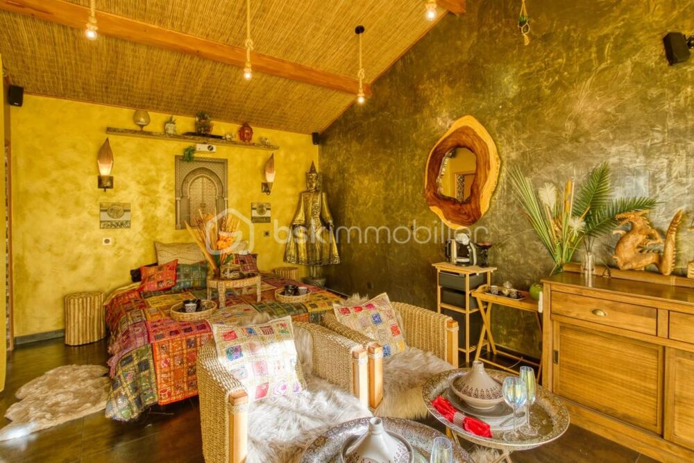 � vendre  Villa La Farl�de (83210)