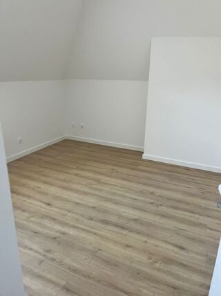  Appartement à louer 2 pièces 52 m²