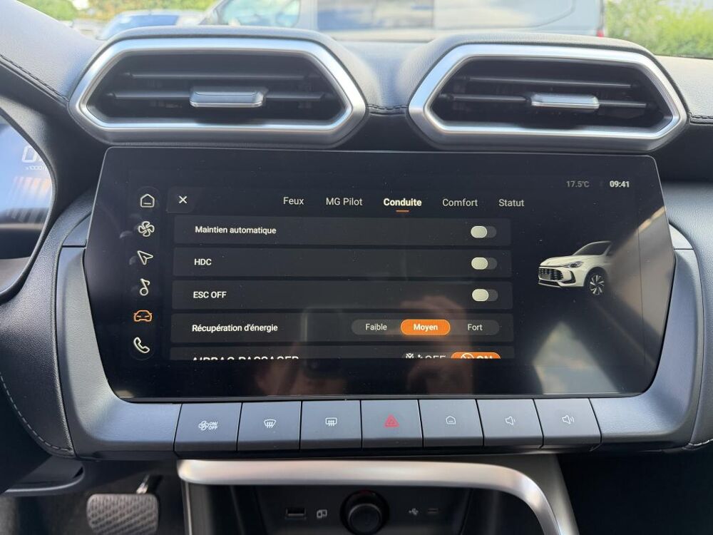 MG.ZS III 1.5 HYBRID+ 197 LUXURY 2026 occasion 35690 Acign&eacute;