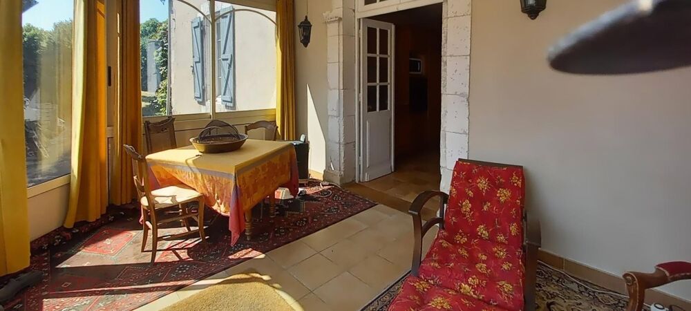 Maison en pierres 147 m2 avec dépendances