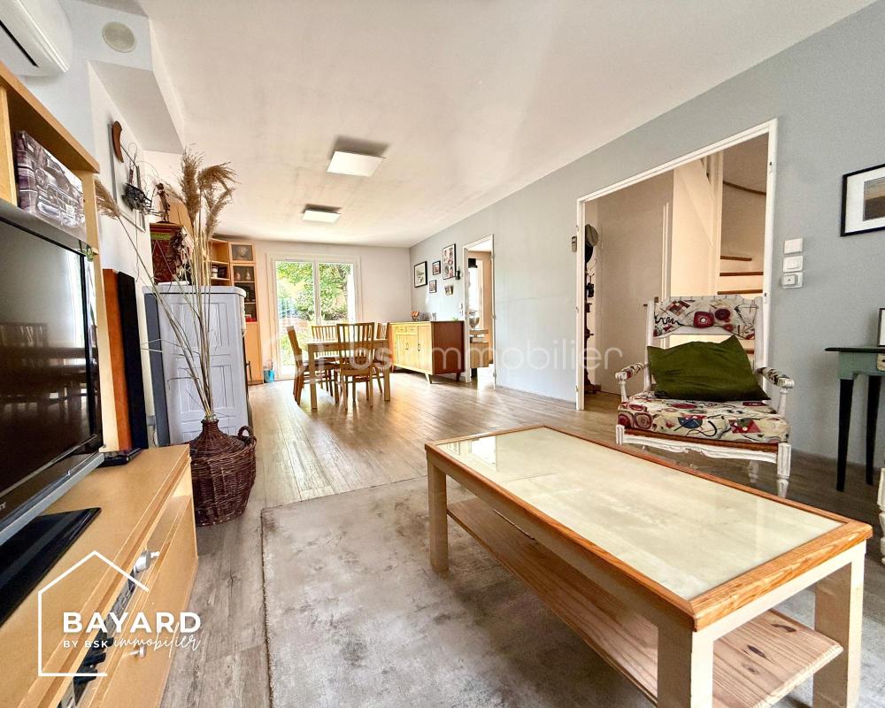 Vente Maison GENAS HYPER CENTRE – Jolie maison individuelle au calme et sans vis-à-vis Genas