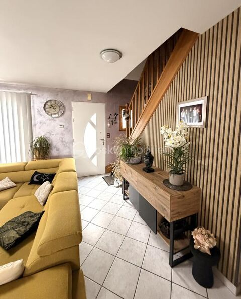   Maison sur sous sol complet 4 chambres avec piscine Maison - 5 pi�ce(s) - 118 m�