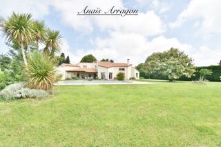  Villa � vendre 6 pi�ces 275 m�