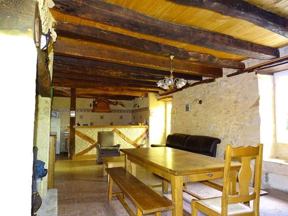 Ensemble immobilier Saint Leon Sur Vézère 8 pièce(s) 210.48 m2