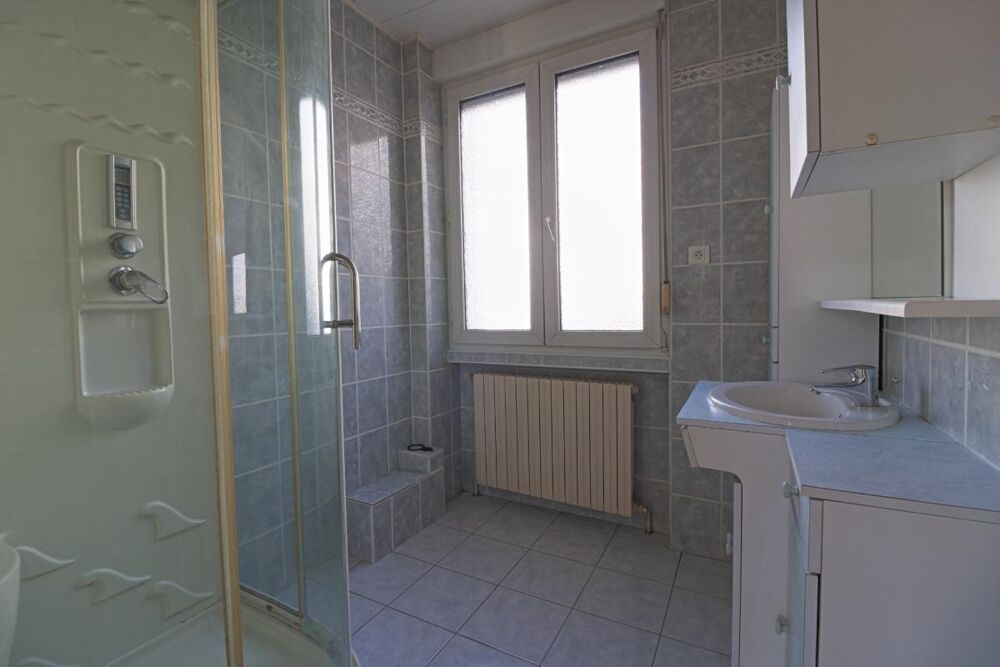 Vente Appartement Appartement à vendre 3 pièces FLORANGE (57) Florange