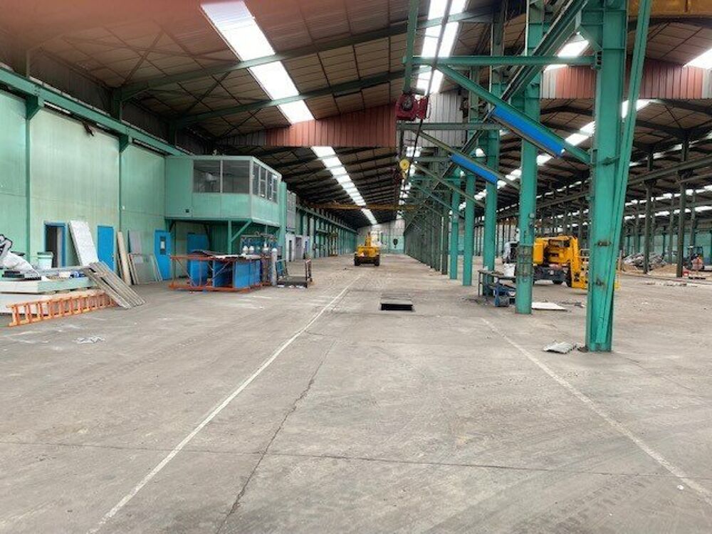   A LOUER - BATIMENT D'ACTIVITE Macon