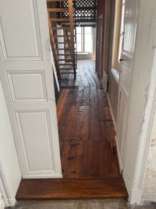  Appartement à louer 4 pièces 100 m²