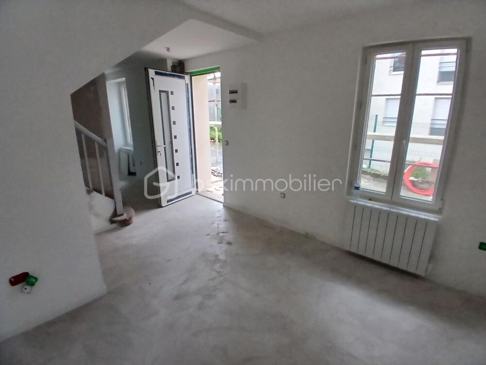 QUARTIER SAINT CLAUDE VOTRE APPARTEMENT T3 DUPLEX NEUF DANS MAISON + GRAND JARDIN PRIVATIF