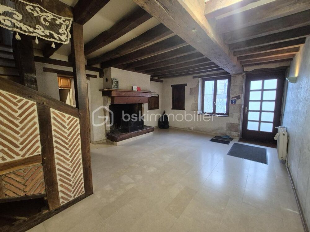Maison de bourg 135 m2 avec appartement 48 m2 Poilly