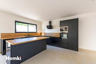  Maison 5 pi�ces 120 m� La calmette