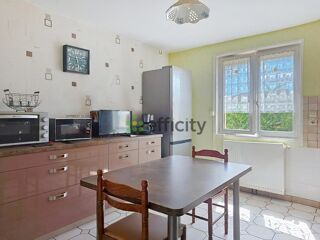  Villa à vendre 6 pièces 146 m²