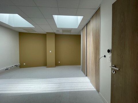 BUREAUX NEUFS 1430 71400 Autun