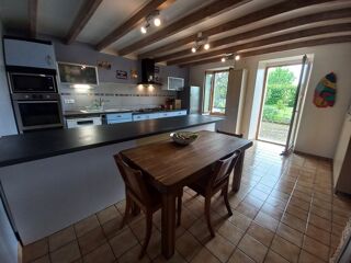  Maison à vendre 12 pièces 330 m²