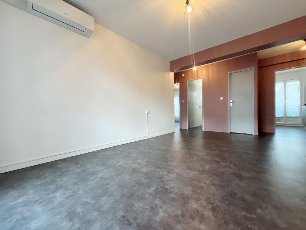 Vente Appartement Magnifique appartement T3 de 57 m² en rez-de-chaussée d'une petite copropriété aux faibles charges Perpignan