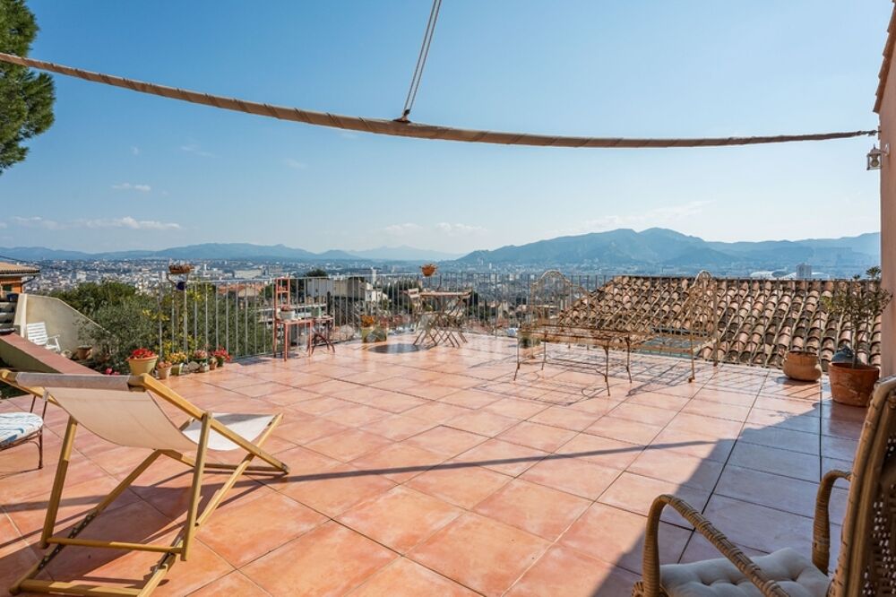 Propriété à vendre 5 pièces MARSEILLE 7EME ARRONDISSEMENT (13) VAUBAN