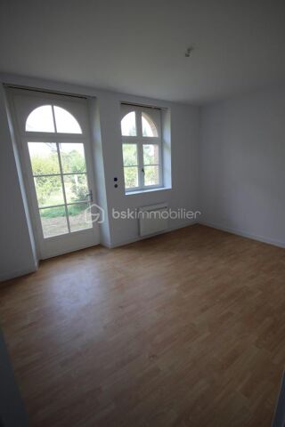  Immeuble à vendre 11 pièces 253 m²