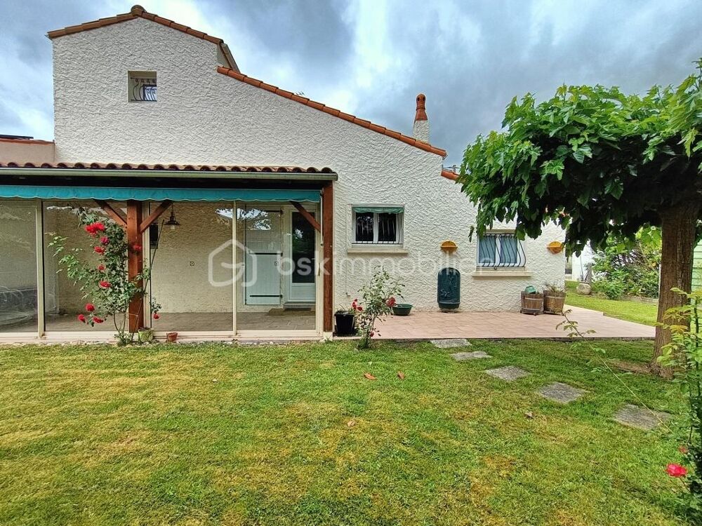 Vente Maison Maison de 126 m² à Médis, dans un environnement calme et verdoyant, à seulement 500 m du centre-bourg Medis