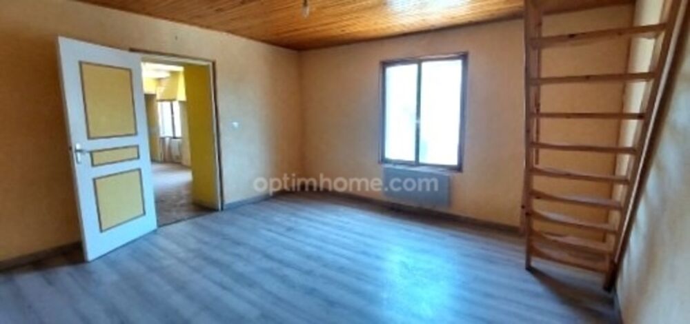 Appartement et garage entièrement rénovés, proche de toutes commodités !!
