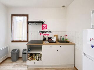 Appartement à louer 2 pièces 45 m²