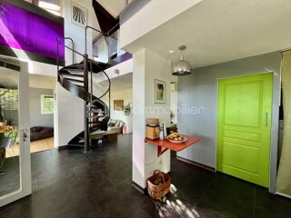  Villa  vendre 4 pices 122 m