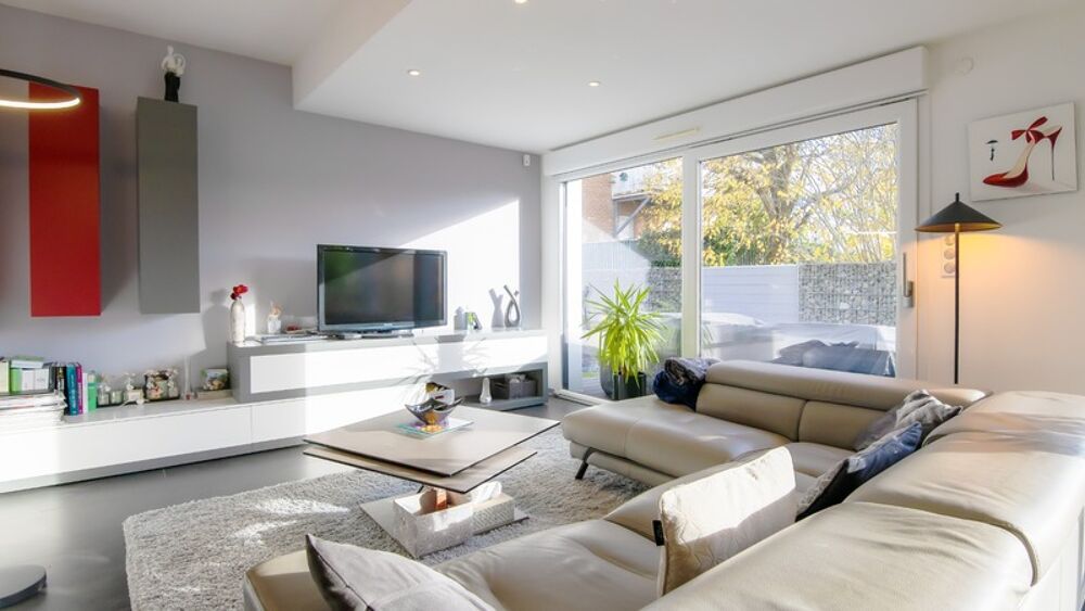 A la vente à BLOTZHEIM (68) maison contemporaine de 7 pièces avec jardin, sous-sol et garage