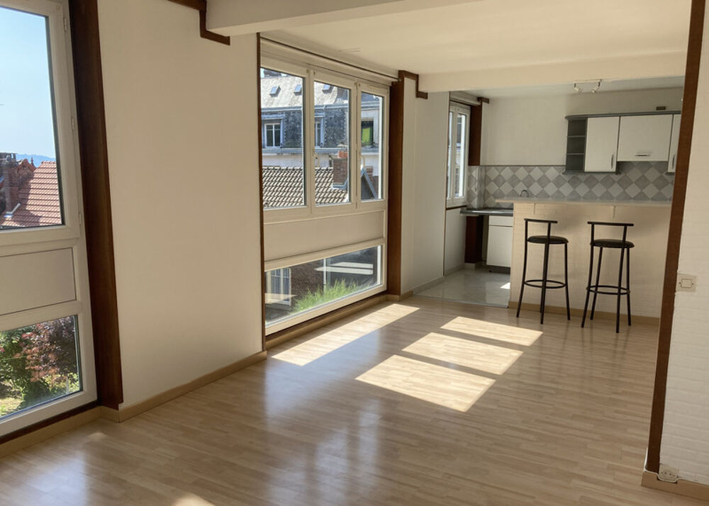 Appartement T3 à vendre ROUEN rive droite, surface habitable 75 m2 + cave + 2 places de parking