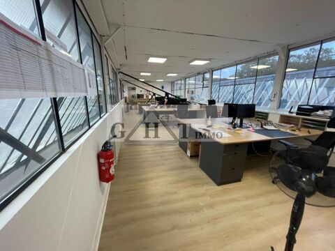 ENTREPOT 610M² A PANTIN A LOUER 9252 93500 Pantin