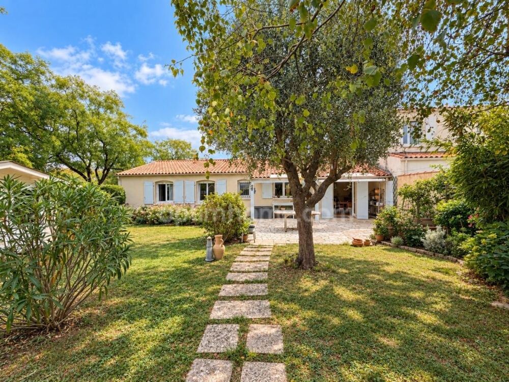 Vente Maison MAISON DE PLAIN-PIED – 114 M² – 3 CHAMBRES – QUARTIER BEAUREGARD - ROCHELLE (17) La rochelle
