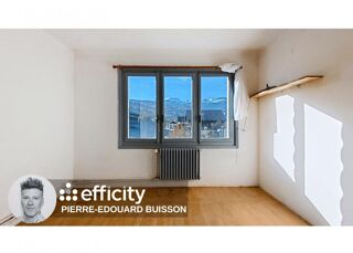  Immeuble � vendre 12 pi�ces 671 m�