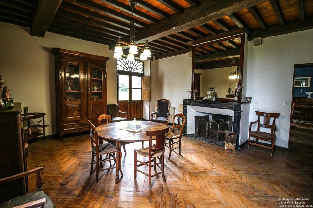 à vendre  Propriété/château Bonnut (64300)