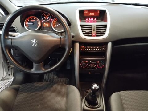 207 1.4 75 5P 2014 occasion 06640 Saint-Jeannet