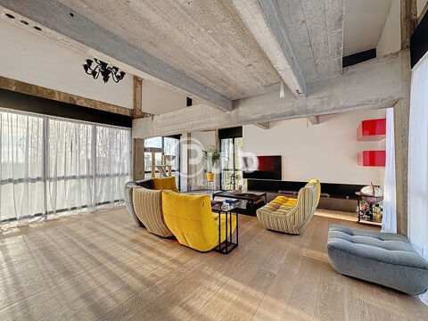   ORCHIES CENTRE - Penthouse loft d'exception sur 3 �tages avec terrasse, garage double et cave Appartement - 6 pi�ce(s) - 289 m�