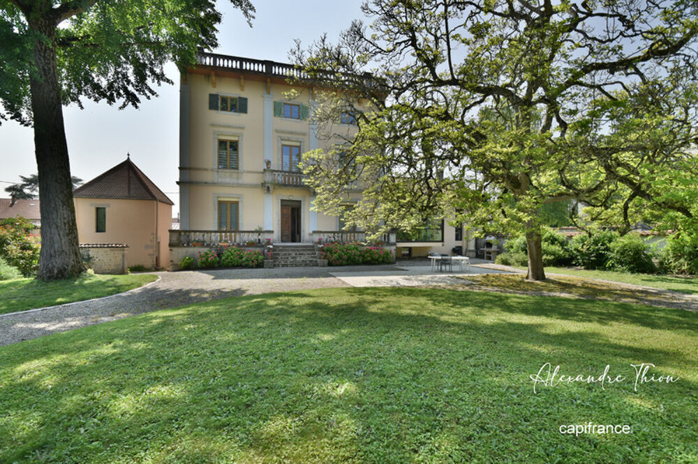Maison à vendre 12 pièces (01)