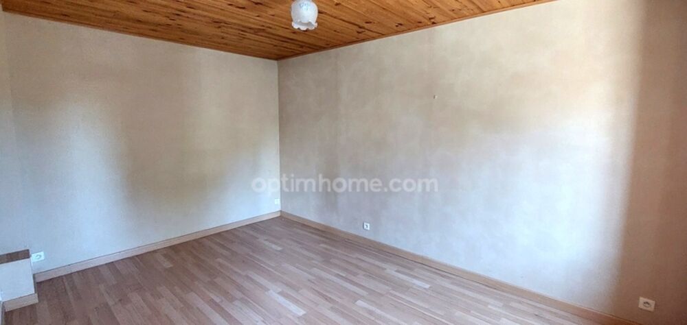 Appartement et garage entièrement rénovés, proche de toutes commodités !!