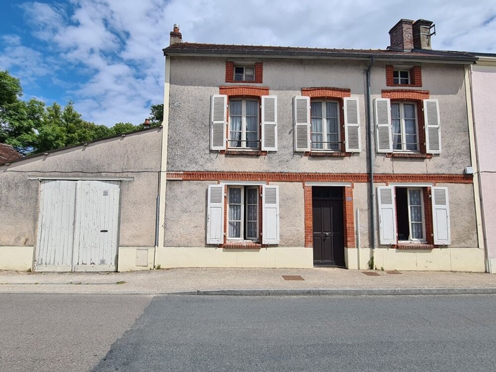 Maison à vendre 7 pièces MAGNAC LAVAL (87)