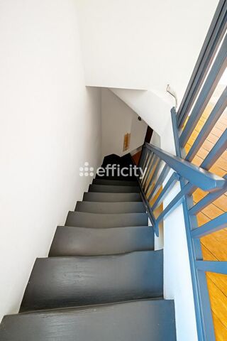  Maison � vendre 4 pi�ces 165 m�