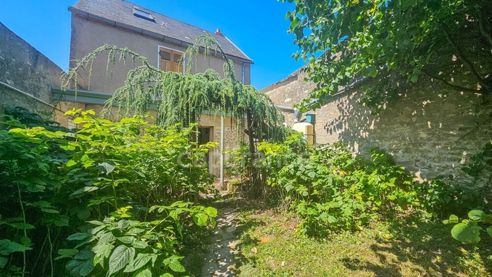 Maison à vendre AUTRUY SUR JUINE (45), maison de 5 pièces avec cave sur terrain clos