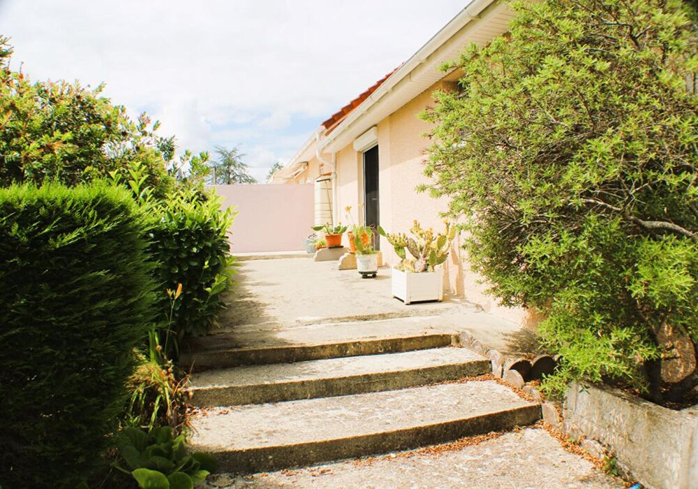 Vente Maison Maison contemporaine de plain pied de 113 M² avec 2000 m² de terrain Loubieng
