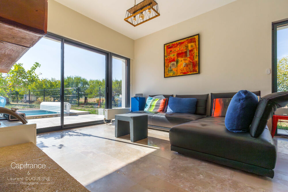 Vente Maison MAISON D'ARCHITECTE DE PLAIN-PIED AVEC PISCINE ET VUE DÉGAGÉE Norges la ville