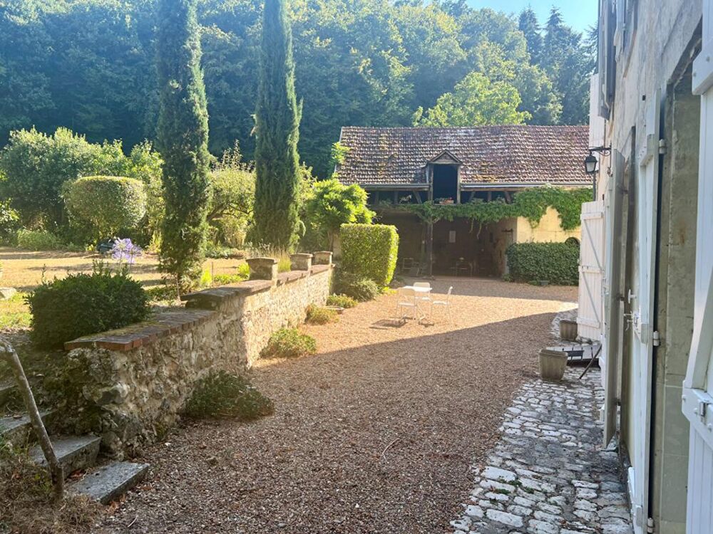 à vendre  Propriété/château Vendôme (41100)