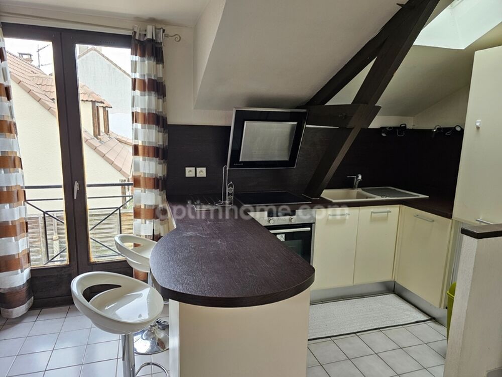 Vente Appartement appartement 2 pices meubl en tage avec parking  vendre  Carrires sous Poissy au prix de 149000 euros Carrieres sous poissy